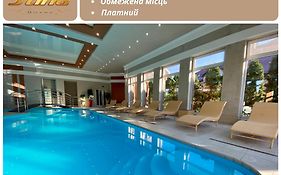 Sting Hotel & Event Palace